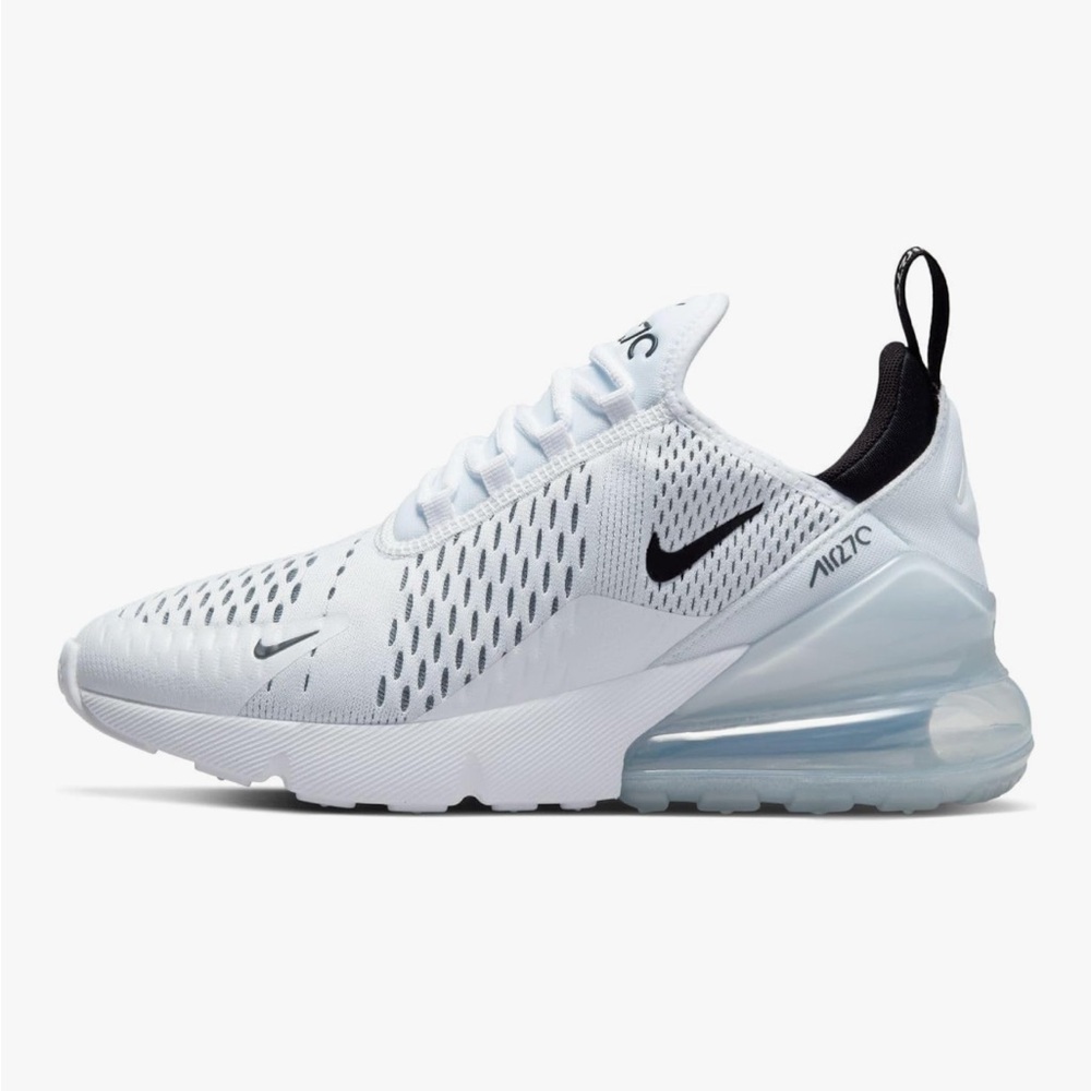 Nike Women's Air Max 270 Sneaker, Size 7.5